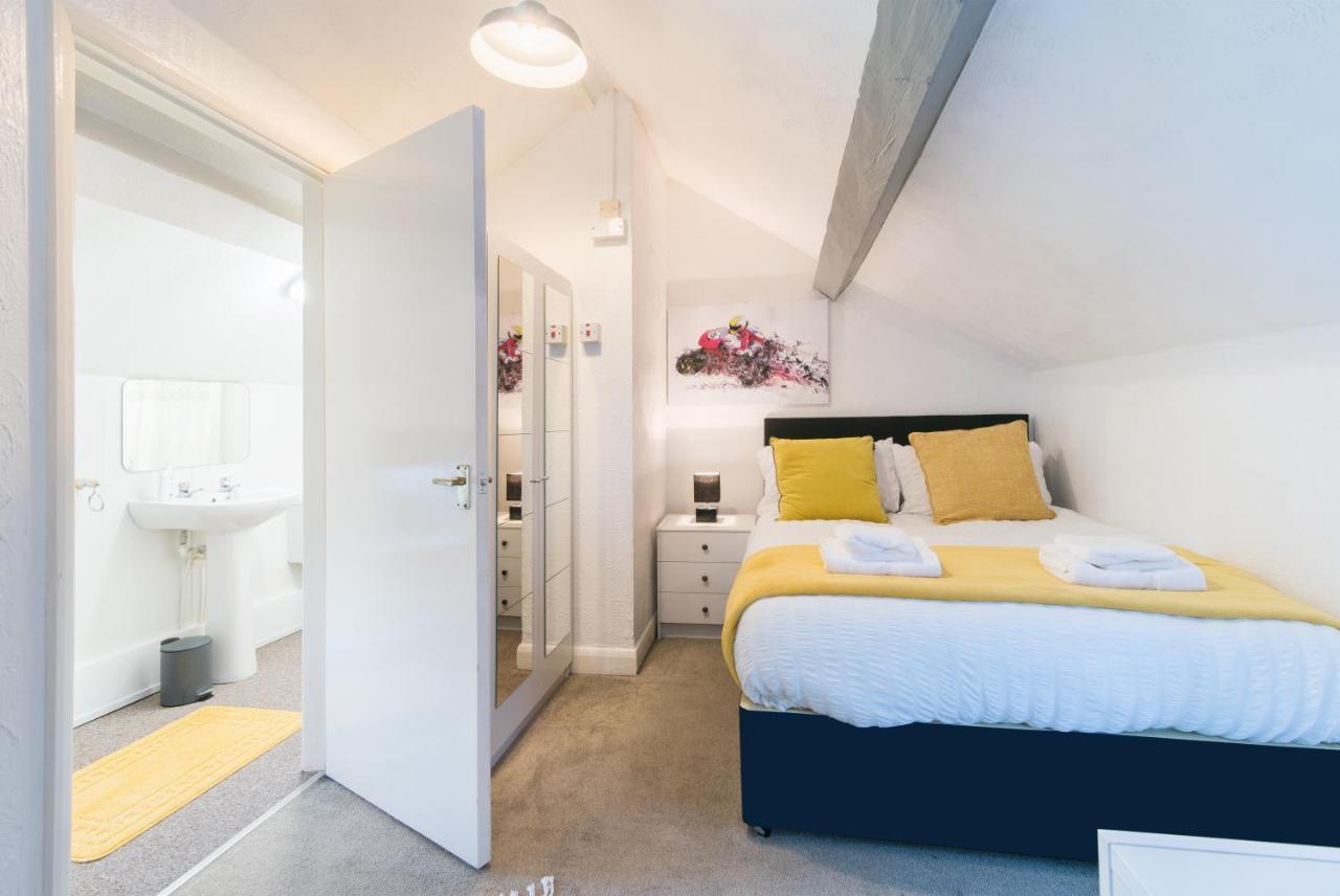 Dd Apartment 8 - Free Parking - Fast Wifi 达宁顿堡 外观 照片